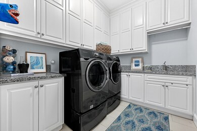 1306 Cheshire Ln, Houston, TX 77018 - photo 7