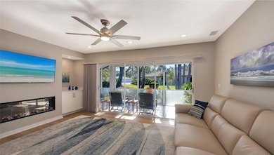 3038 Ringwood Meadow unit 20, Sarasota, FL 34235 - photo 3