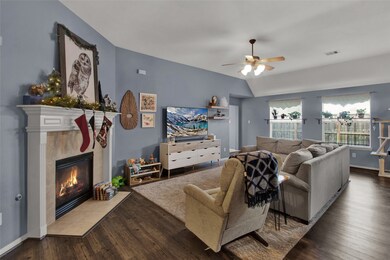 6417 Larrycrest Dr, Pearland, TX 77584 - photo 6