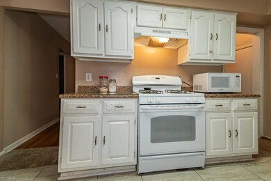 1786 Ridgewick Dr, Wickliffe, OH 44092 - photo 7