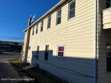 624 S Main St, Old Forge, PA 18518 - photo 3