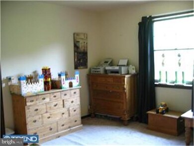 841 Cox Rd unit B, Moorestown, NJ 08057 - photo 7