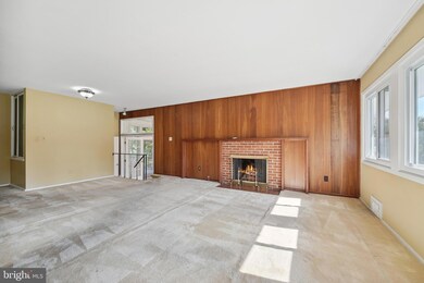 1502 Wake Forest Dr, Alexandria, VA 22307 - photo 4