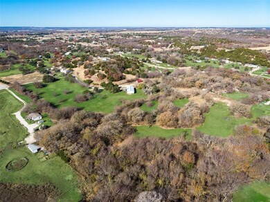 375 Victory Ln, Springtown, TX 76082 - photo 4