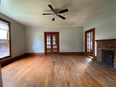 509 S Lee St, Fitzgerald, GA 31750 - photo 2