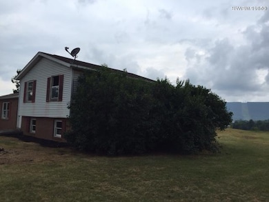 2173 Pikes Peak Rd, Allenwood, PA 17810 - photo 3