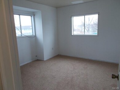 2125 E Cedar St, Allentown, PA 18109 - photo 2