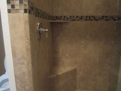 GUEST SHOWER