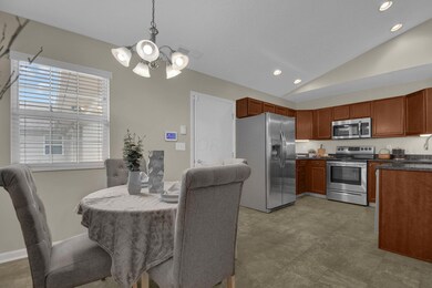 7-web-or-mls-144-pioneer-cir