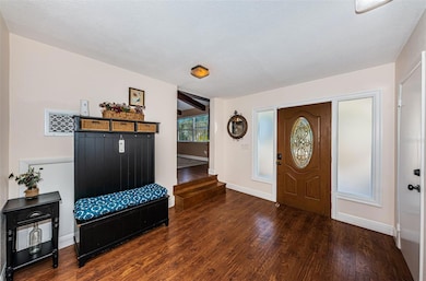 13556 Bellewood Ave, Seminole, FL 33776 - photo 3