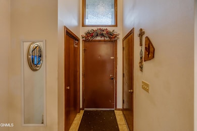 1205SWashingtonSt_0001