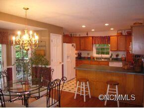 Dining room/kitchen