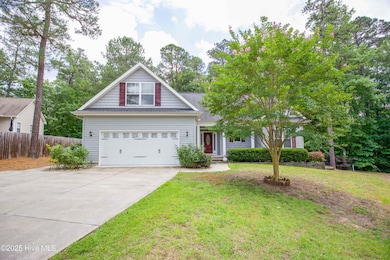 5 Kemper Woods Ct, Pinehurst, NC 28374 - photo 2
