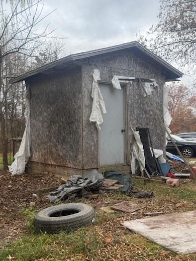 467 E Post Rd, White Cloud, MI 49349 - photo 3