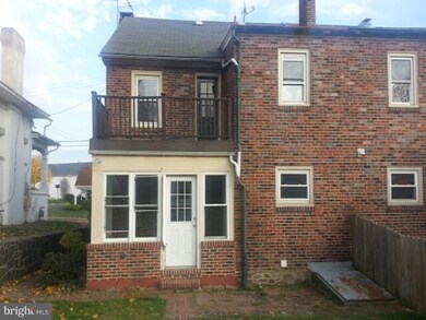 109 College St, Boyertown, PA 19512 - photo 2