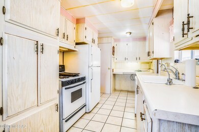 Kitchen 3