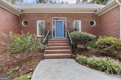 5768 Lost Grove Dr NW, Lilburn, GA 30047 - photo 3