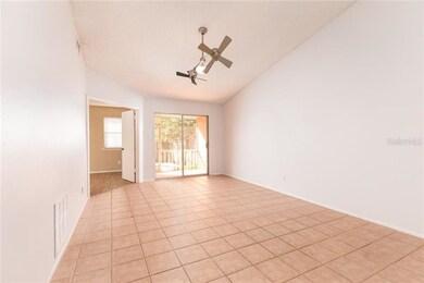 3292 Hibiscus Dr unit 124, Palm Harbor, FL 34684 - photo 4