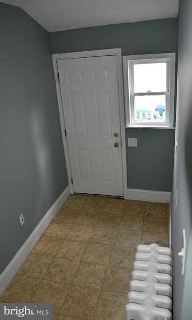 330 Green St, Norristown, PA 19401 - photo 2