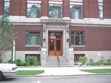 17 W 10th St unit 380, Holland, MI 49423 - photo 2