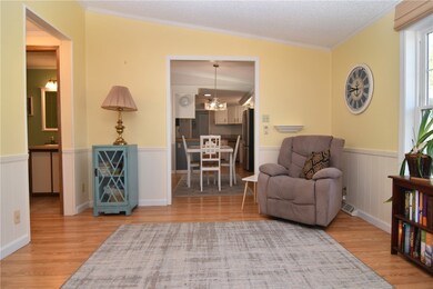 157 Little Pond Rd, Wakefield, RI 02879 - photo 4