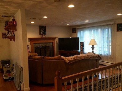 10 Bridgton Ct, Cranston, RI 02910 - photo 3