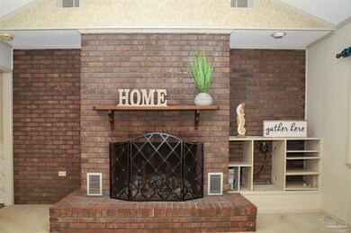 2538 Corral Dr, Cantonment, FL 32533 - photo 4