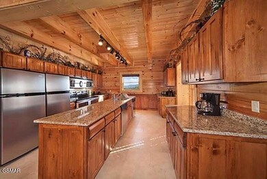 2315 Top of The World Dr, Sevierville, TN 37876 - photo 4