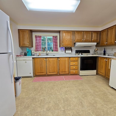 102 Osprey Rd, Alton, NH 03809 - photo 5