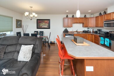 Living Room_9435-SMALL