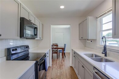 12116 W 63rd Terrace, Shawnee, KS 66216 - photo 7