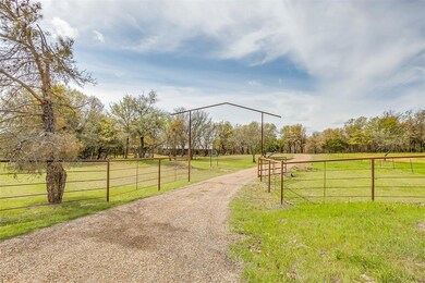 243 Jamar Dr, Weatherford, TX 76088 - photo 2