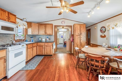 3700 Cornhusker Hwy unit Lot 102G, Lincoln, NE 68504 - photo 6