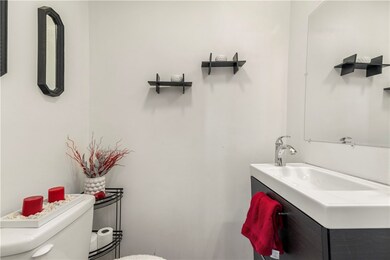 36 Bowlet St, Providence, RI 02909 - photo 7