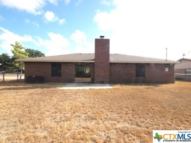 2707 Phyllis Dr, Copperas Cove, TX 76522 - photo 2