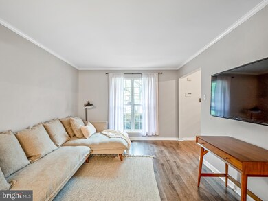 14955 Carriage Square Dr, Silver Spring, MD 20906 - photo 3