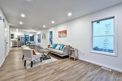 1305 Regent Ave, Cincinnati, OH 45237 - photo 5