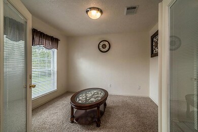 5202 Balmorhea Dr, Pearland, TX 77584 - photo 3