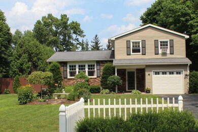 4 Stuyvesant Ct, Ballston Spa, NY 12020 - photo 2