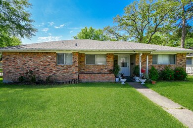 7734 Yoe St, Houston, TX 77016 - photo 4