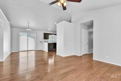 1122 W Odessa Ct, Nampa, ID 83686 - photo 5