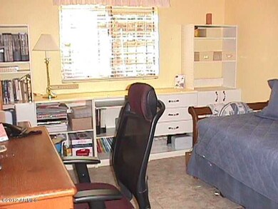 3RD BR / DEN OFFICE