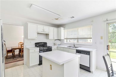 Open and light kitchen