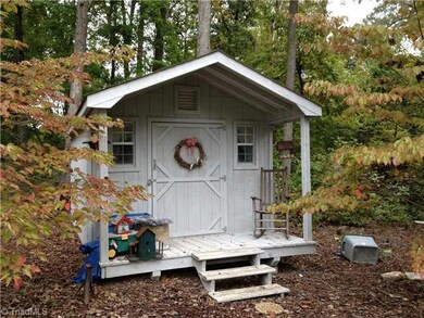 1047 Old Forest Ct, Asheboro, NC 27205 - photo 7