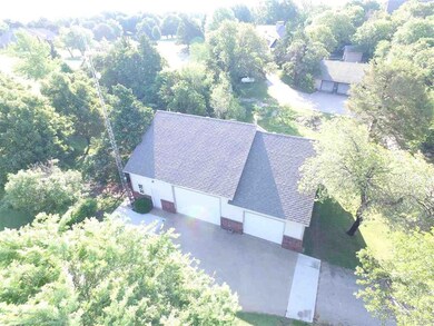 11 Silver Meadow Ln, Enid, OK 73703 - photo 4