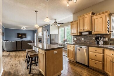 5704 Marion St, Shawnee, KS 66218 - photo 6