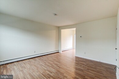 816 Shaw Ave, Lansdale, PA 19446 - photo 4