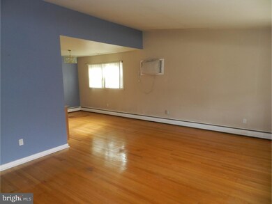 10 Beth Ln, Malvern, PA 19355 - photo 3