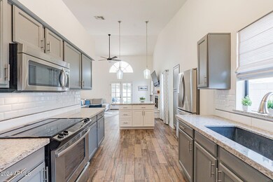 16-web-or-mls-Ivanhoe-HD-16