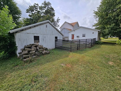 302 West St, North Henderson, IL 61466 - photo 7